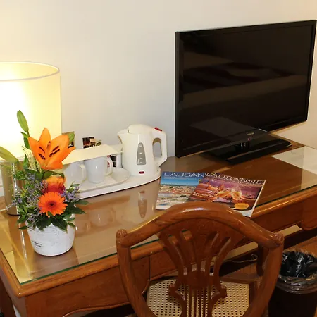 Des Inventions Hotel 3*