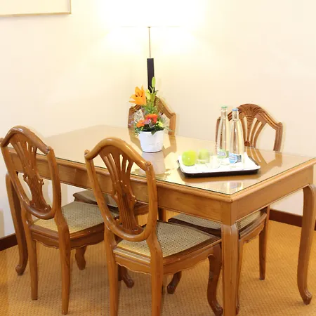 Hotel Des Inventions 3*