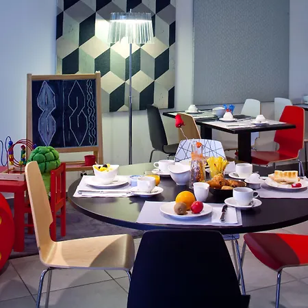 Des Inventions Hotel