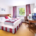 Des Inventions Hotel
