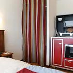 Hotel Des Inventions 3*