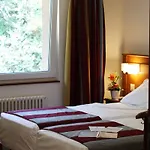 Hotel Des Inventions 3*